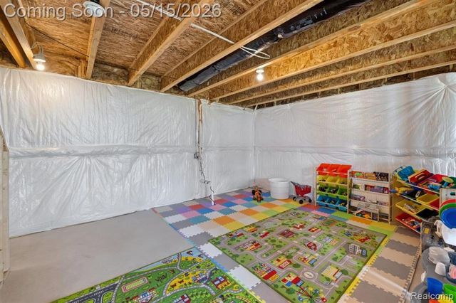 2888 Sycamore River Drive, Fowlerville, MI 48836