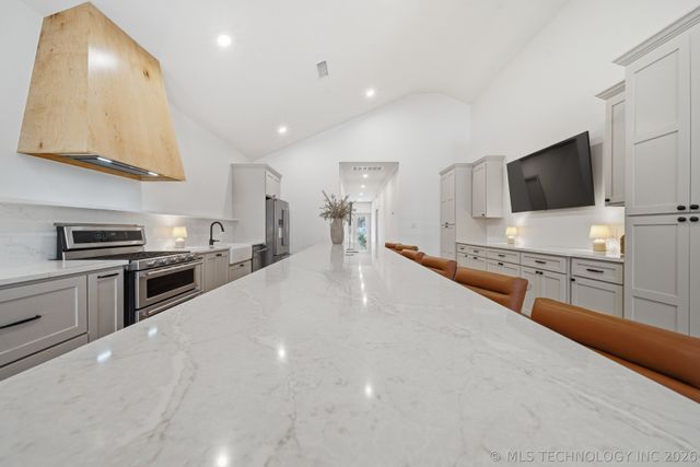 1619 S Trenton Avenue, Tulsa, OK 74120