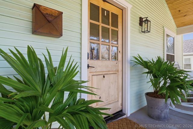 1619 S Trenton Avenue, Tulsa, OK 74120