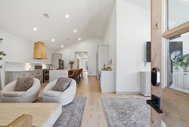 1619 S Trenton Avenue, Tulsa, OK 74120