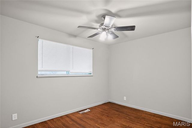 10236 Tanner Drive, St Louis, MO 63136
