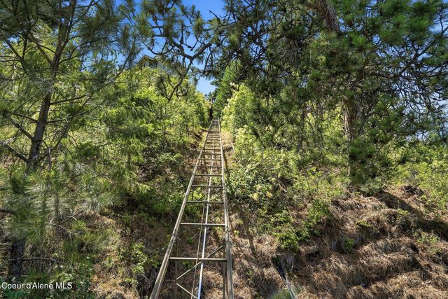 3839 E BRIDGEVIEW DR, Harrison, ID 83833