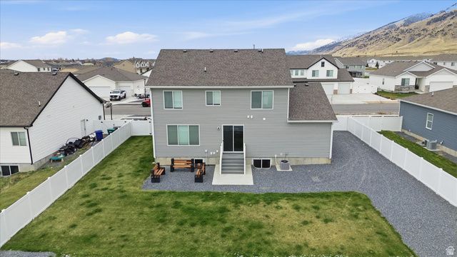 1290 E 480 S, Hyrum, UT 84319