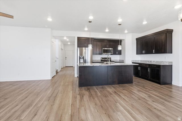 1290 E 480 S, Hyrum, UT 84319