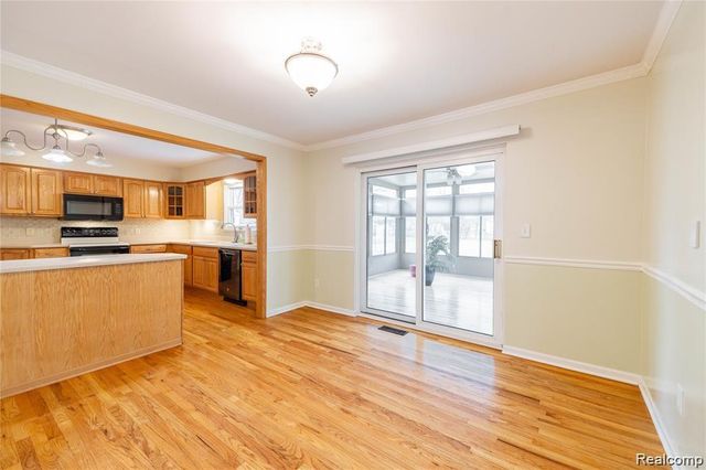 8258 Concord Road, Grosse Ile Township, MI 48138