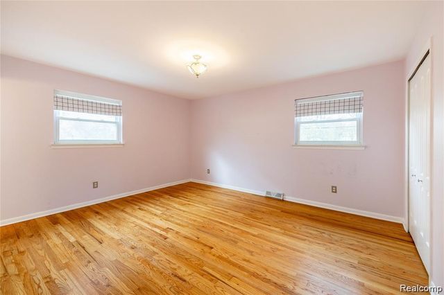 8258 Concord Road, Grosse Ile Township, MI 48138