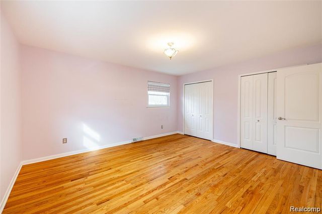 8258 Concord Road, Grosse Ile Township, MI 48138