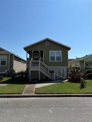 5419 Avenue O 1/2, Galveston, TX 77551