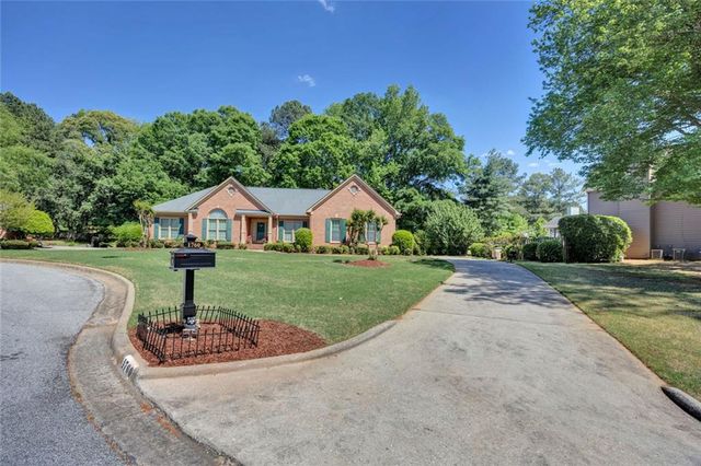 1760 SE Heatherstone Hollow SE, Conyers, GA 30013