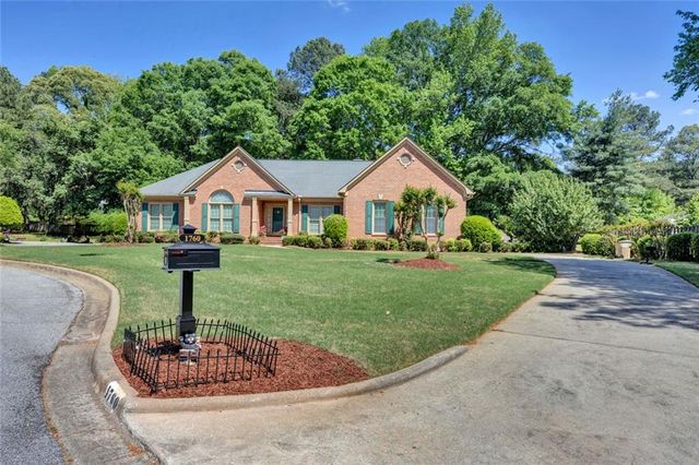 1760 SE Heatherstone Hollow SE, Conyers, GA 30013