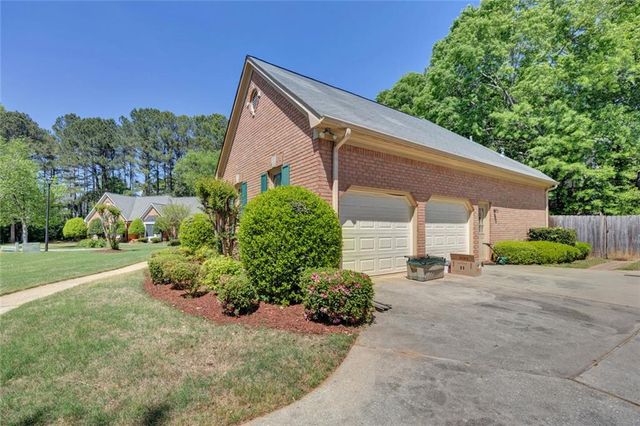 1760 SE Heatherstone Hollow SE, Conyers, GA 30013