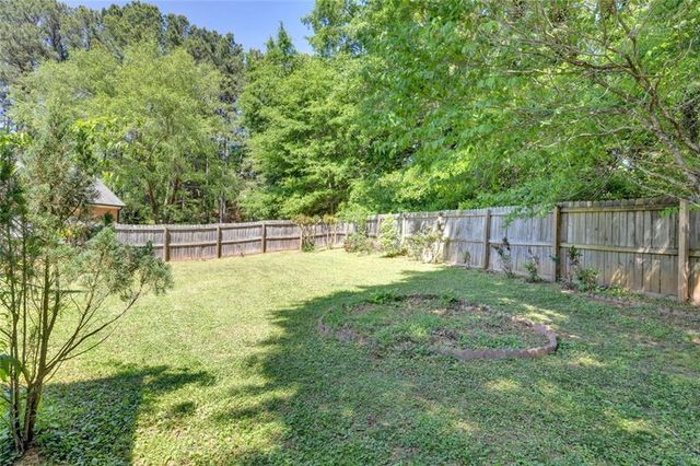 1760 SE Heatherstone Hollow SE, Conyers, GA 30013