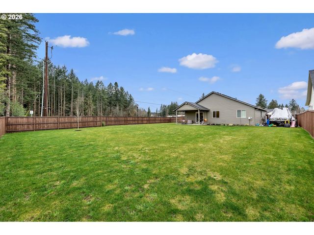 211 W OAK St, Yacolt, WA 98675
