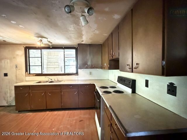 8817 Columbia Highway, Eaton Rapids, MI 48827