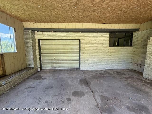 8817 Columbia Highway, Eaton Rapids, MI 48827
