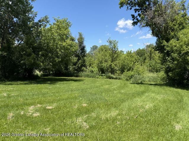 8817 Columbia Highway, Eaton Rapids, MI 48827