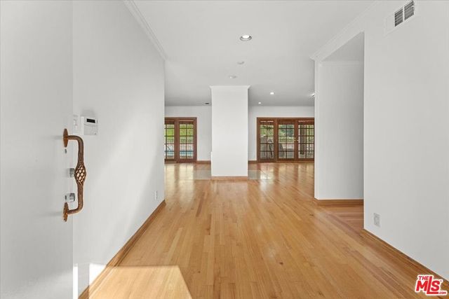 13521 Bayliss Road, Los Angeles, CA 90049