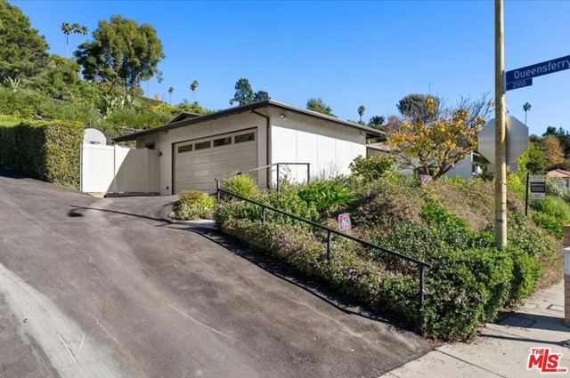 13521 Bayliss Road, Los Angeles, CA 90049