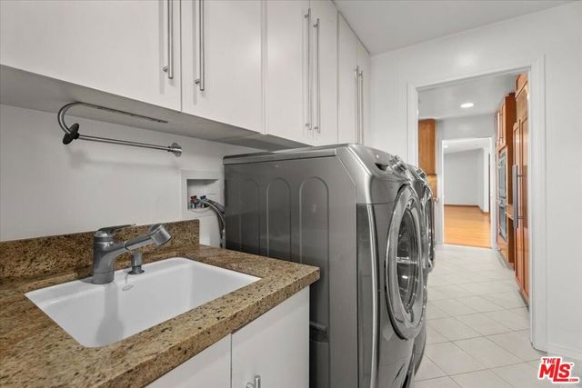 13521 Bayliss Road, Los Angeles, CA 90049