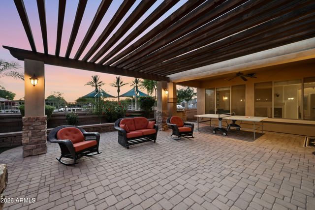 1377 E GLACIER Place, Chandler, AZ 85249