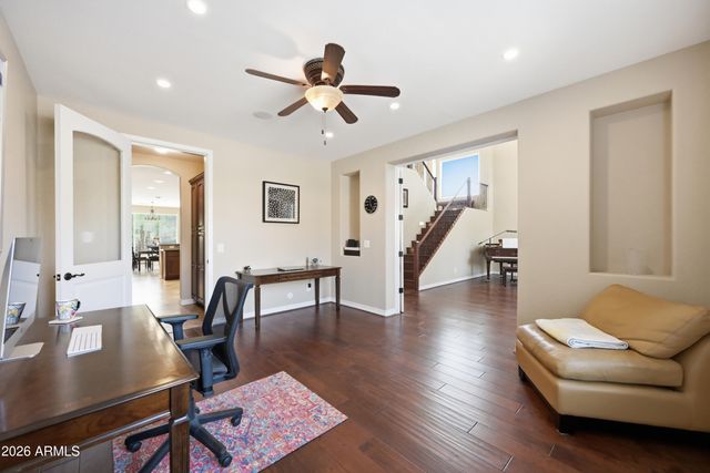 1377 E GLACIER Place, Chandler, AZ 85249