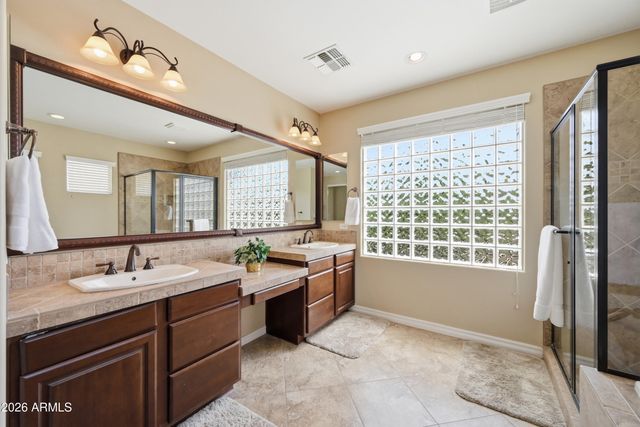 1377 E GLACIER Place, Chandler, AZ 85249