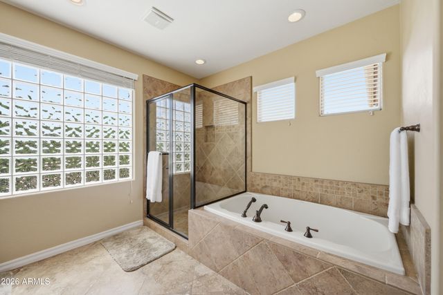 1377 E GLACIER Place, Chandler, AZ 85249