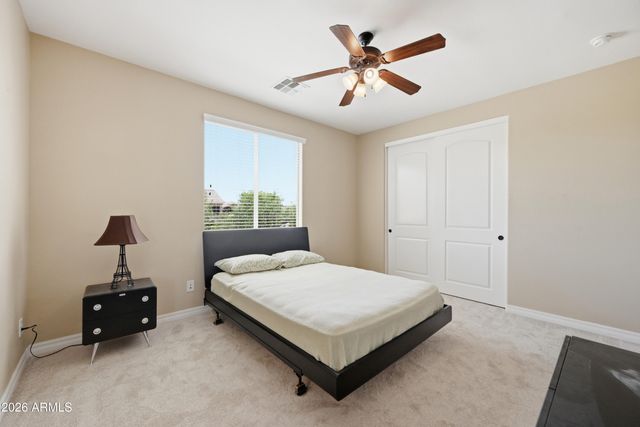 1377 E GLACIER Place, Chandler, AZ 85249