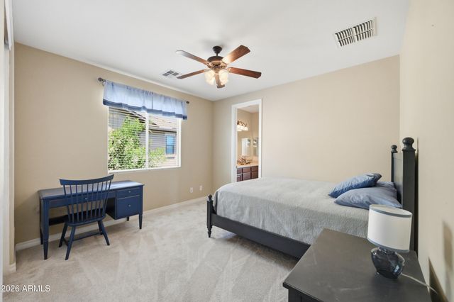 1377 E GLACIER Place, Chandler, AZ 85249