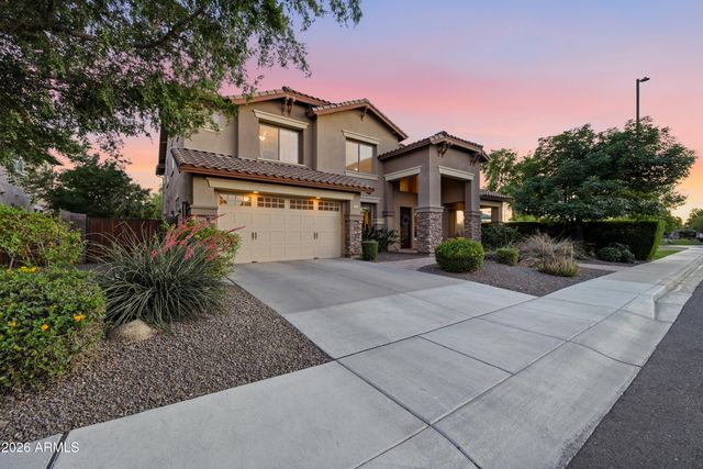 1377 E GLACIER Place, Chandler, AZ 85249