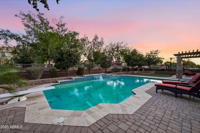 1377 E GLACIER Place, Chandler, AZ 85249