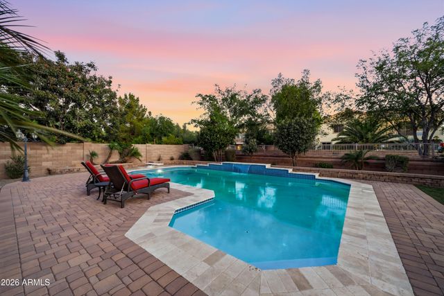 1377 E GLACIER Place, Chandler, AZ 85249