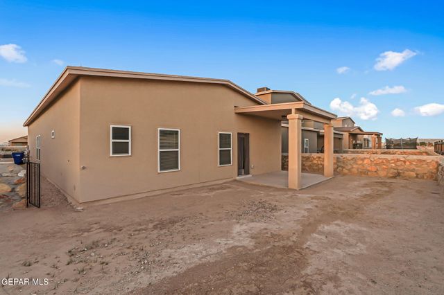 916 KEENLAND Avenue, El Paso, TX 79932