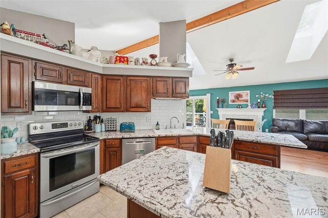 610 Barley Ridge Court N, St Peters, MO 63376