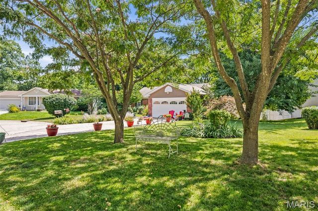 610 Barley Ridge Court N, St Peters, MO 63376