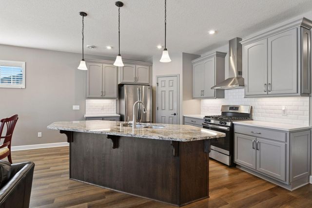 7789 Vincent Drive, Victoria, MN 55386