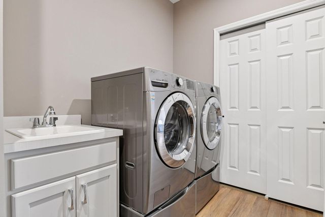 7789 Vincent Drive, Victoria, MN 55386