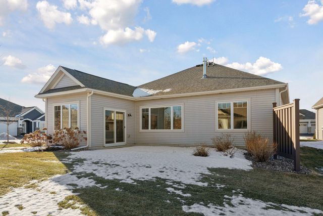 7789 Vincent Drive, Victoria, MN 55386