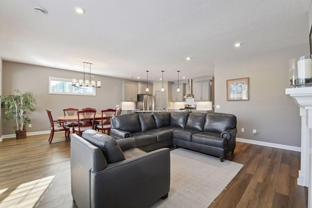 7789 Vincent Drive, Victoria, MN 55386