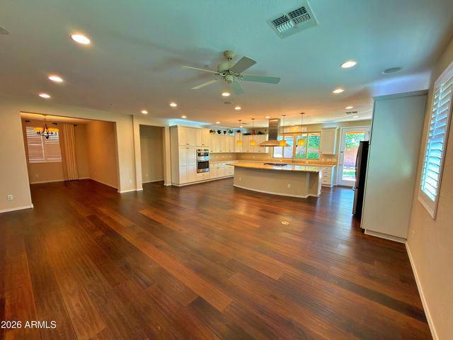 3265 E Myrtabel Way, Gilbert, AZ 85298