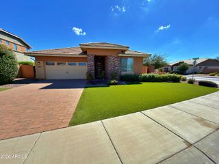 3265 E Myrtabel Way, Gilbert, AZ 85298