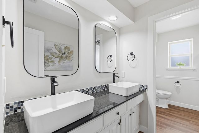 1631 Vail Place, Lewisville, TX 75077