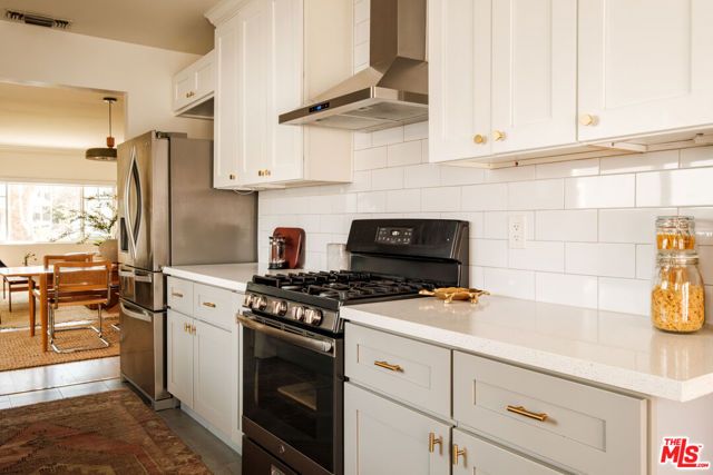 601 San Pascual Avenue, Los Angeles, CA 90042