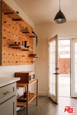 601 San Pascual Avenue, Los Angeles, CA 90042