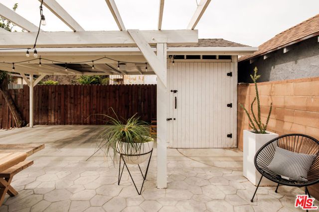 601 San Pascual Avenue, Los Angeles, CA 90042