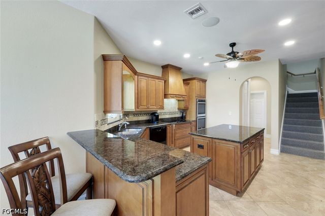 5332 SW 28th PL, Cape Coral, FL 33914