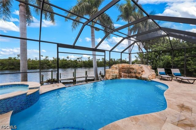 5332 SW 28th PL, Cape Coral, FL 33914