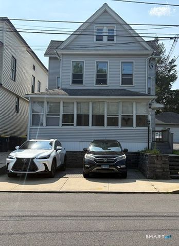 33 Holbrook Street, Ansonia, CT 06401