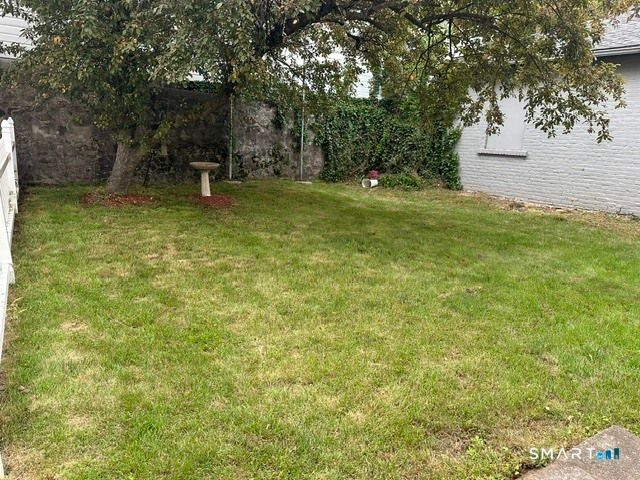 33 Holbrook Street, Ansonia, CT 06401
