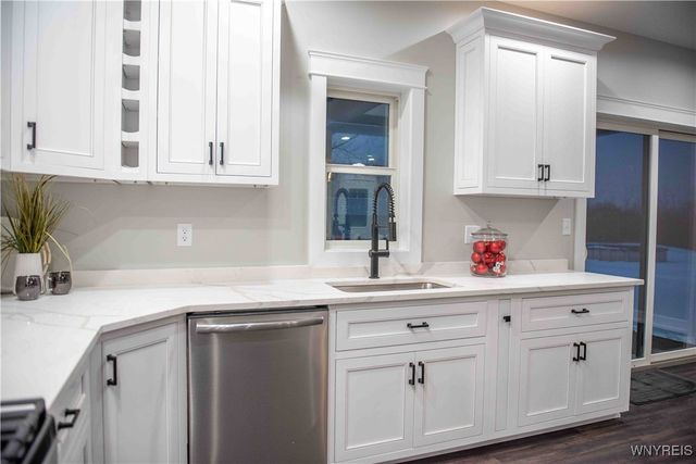 6220 Versailles Road, Hamburg, NY 14085